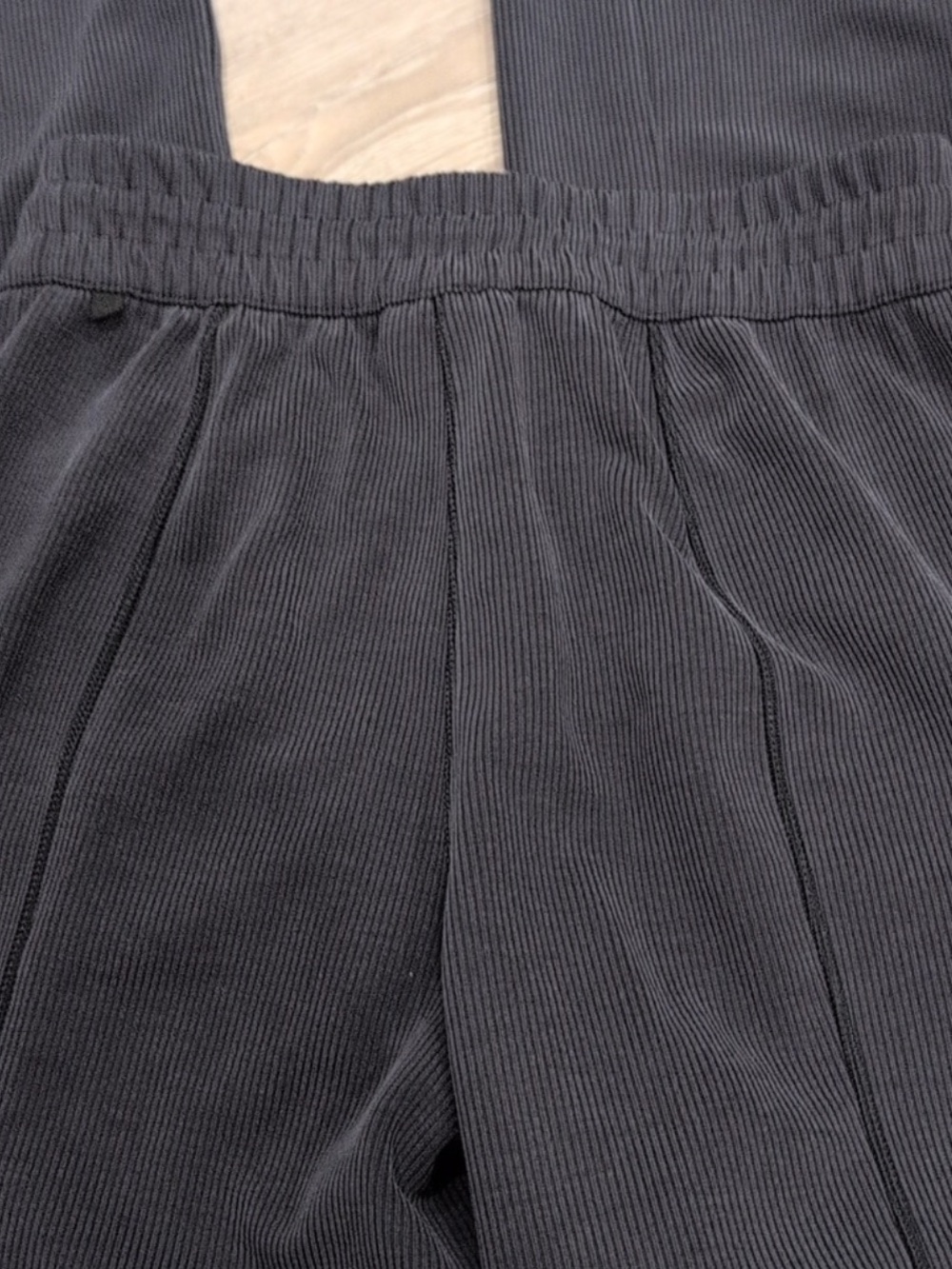 Lululemon Ribbed Softstreme High-Rise Pant - Picture 5 of 9